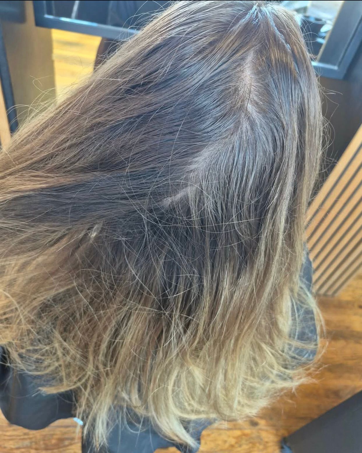 Avant — coiffure